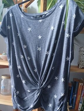 Lucky Brand Navy Gray Star Twist-Front Tee